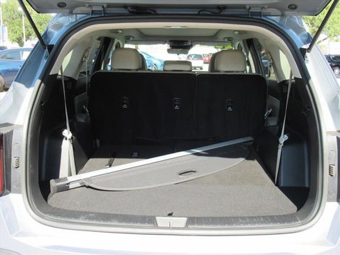 Used 2025 Kia Sorento S w/ Panoramic Sunroof Package image 30