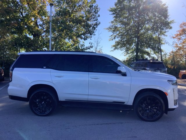 Used 2024 Cadillac Escalade Sport Platinum w/ LPO, ONYX Package AWD/4WD image 4