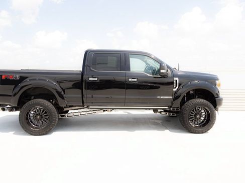 Used 2022 Ford F250 Limited w/ FX4 Off-Road Package AWD/4WD image 2