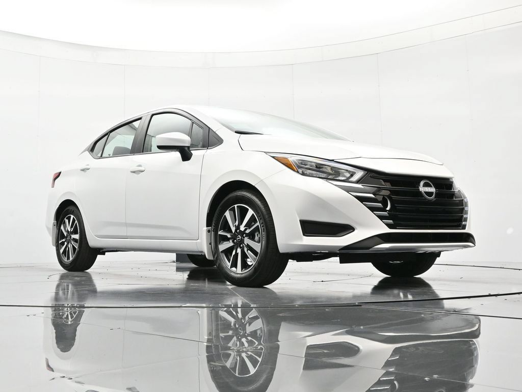 New 2025 Nissan Versa SV w/ Trunk Package FWD image 33