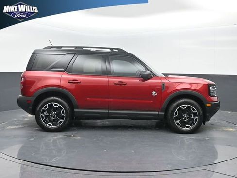 Used 2025 Ford Bronco Sport Outer Banks w/ Outer Banks Tech Package+ AWD/4WD image 8