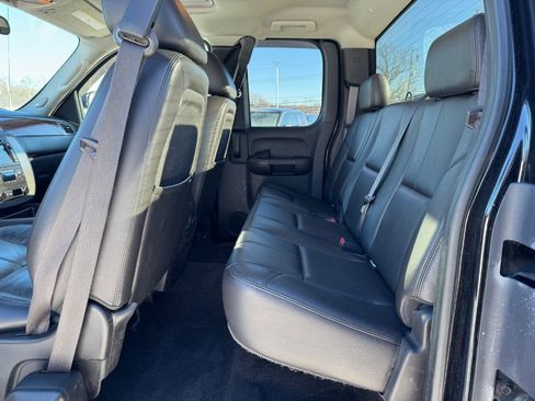 Used 2010 GMC Sierra 2500 SLT image 16