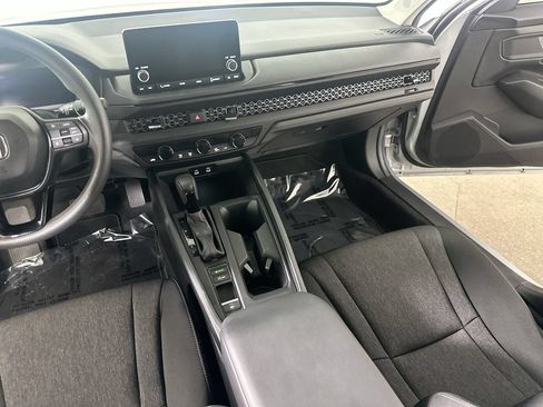 Used 2024 Honda Accord EX image 19