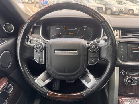 Used 2016 Land Rover Range Rover Autobiography image 23