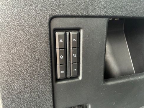 Used 2021 Ford Expedition Platinum image 21