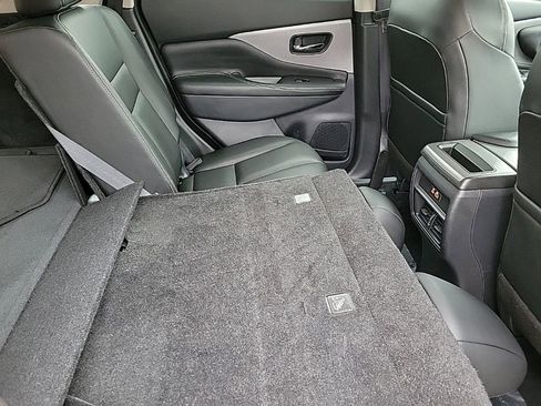 Used 2024 Nissan Murano SV w/ SV Midnight Edition Package image 15