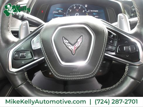 Used 2022 Chevrolet Corvette Stingray Premium Cpe w/ Z51 Performance Package RWD image 16