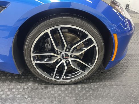 Used 2015 Chevrolet Corvette Stingray Coupe w/ 2LT Preferred Equipment Group image 18