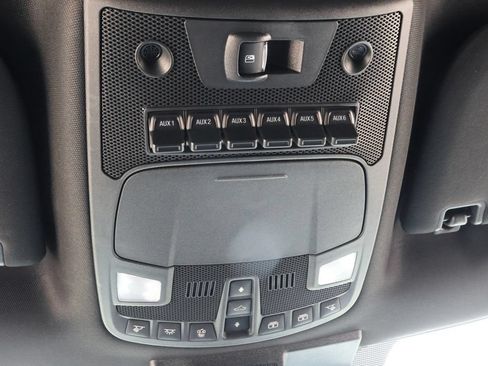 Used 2022 Ford F250 Lariat w/ Black Appearance Package AWD/4WD image 30