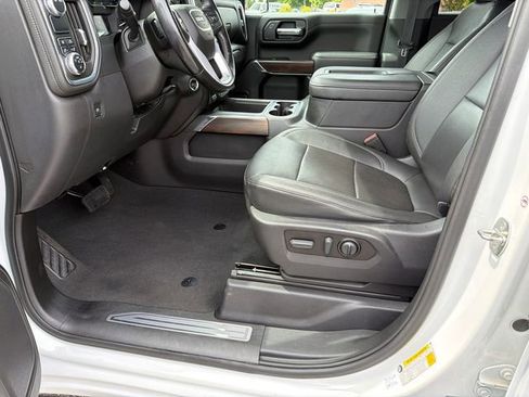 Used 2022 GMC Sierra 1500 SLT RWD image 9