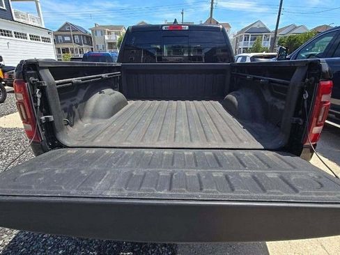 Used 2021 RAM 1500 Laramie AWD/4WD image 10