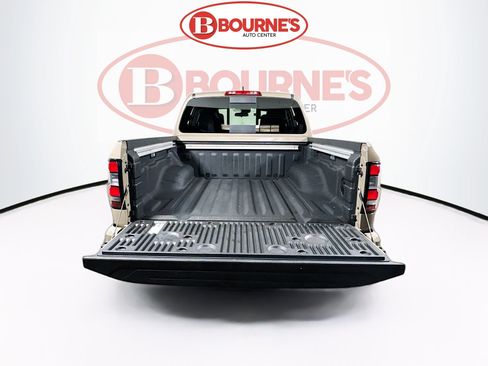 Used 2024 Nissan Frontier PRO-4X w/ Pro Convenience Package AWD/4WD image 24