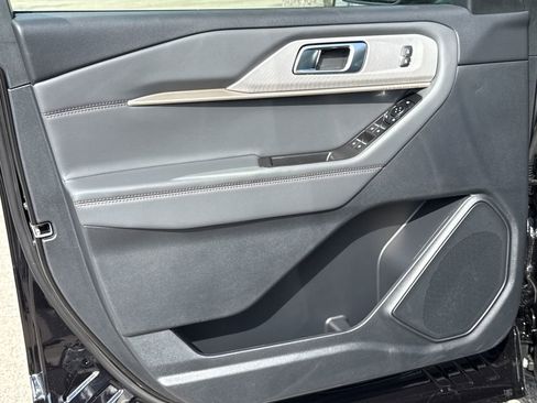 New 2026 Ford Explorer Active image 17