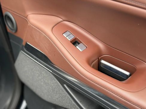 Used 2025 Lincoln Navigator Reserve AWD/4WD image 21