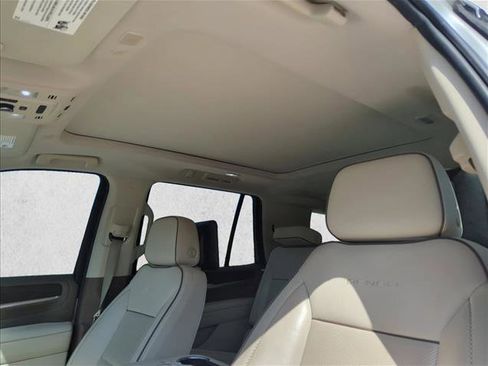 Used 2021 GMC Yukon Denali w/ Denali Ultimate Package RWD image 11
