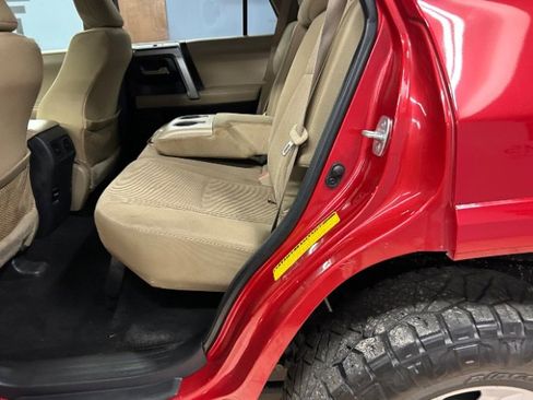 Used 2016 Toyota 4Runner SR5 image 13