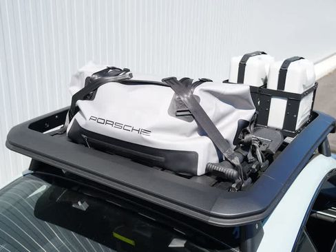 Used 2024 Porsche 911 Dakar AWD/4WD image 9