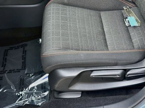 Used 2025 Honda HR-V Sport image 17
