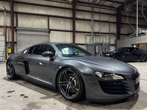 Used 2009 Audi R8 V8 image 1