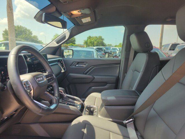 Used 2024 GMC Canyon Elevation w/ Elevation Premium Package RWD image 12