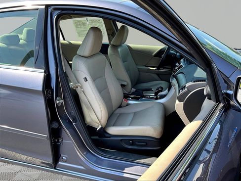 Used 2014 Honda Accord EX-L image 29