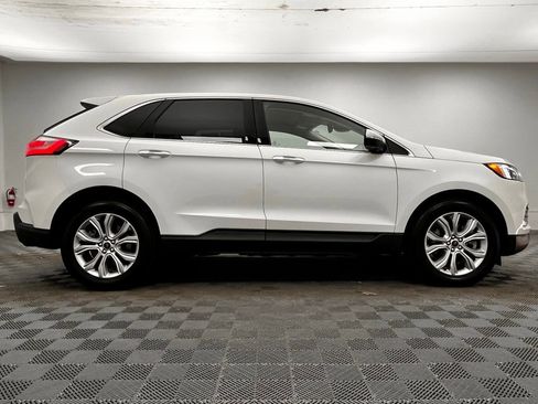 Certified 2022 Ford Edge Titanium image 6