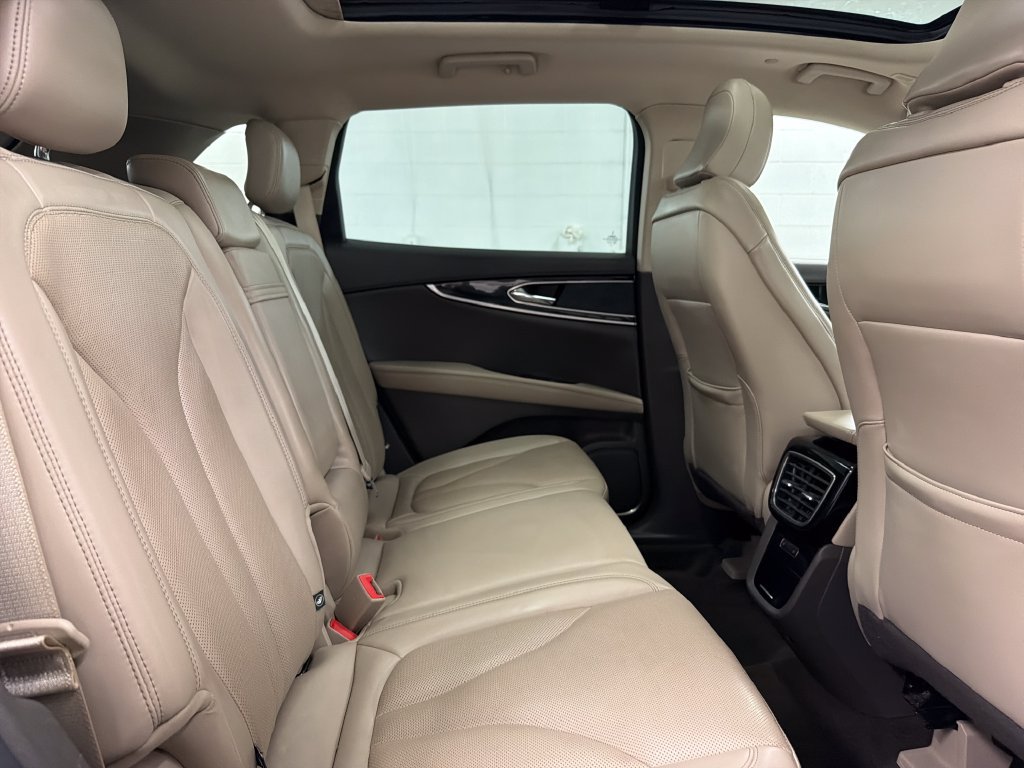 Used 2022 Lincoln Nautilus Reserve FWD image 29