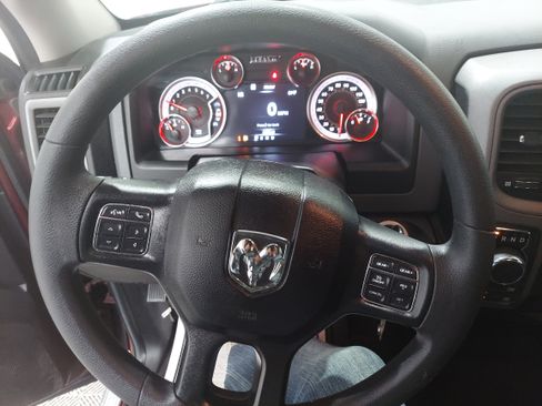 Used 2019 RAM 1500 Express w/ Wheel & Sound Group AWD/4WD image 9