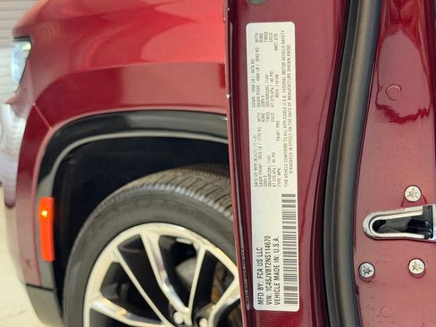 Used 2022 Jeep Wagoneer Series II w/ Premium Group I image 19