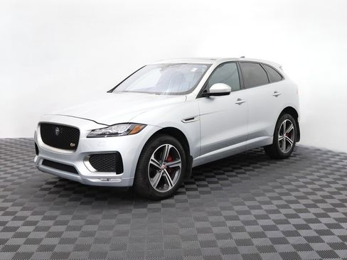 Used 2020 Jaguar F-PACE S AWD/4WD image 3