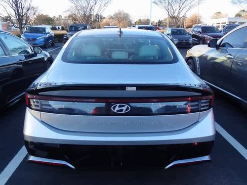 Used 2025 Hyundai Sonata SEL image 5