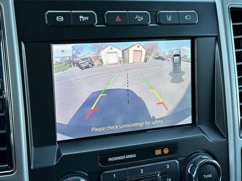 Used 2020 Ford F350 Lariat w/ Chrome Package image 18