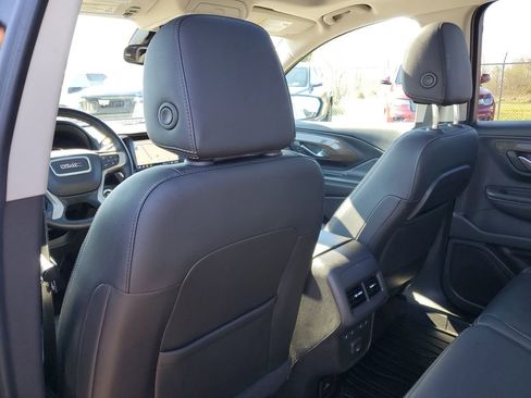 Used 2023 GMC Terrain Denali w/ Black Diamond Edition image 32