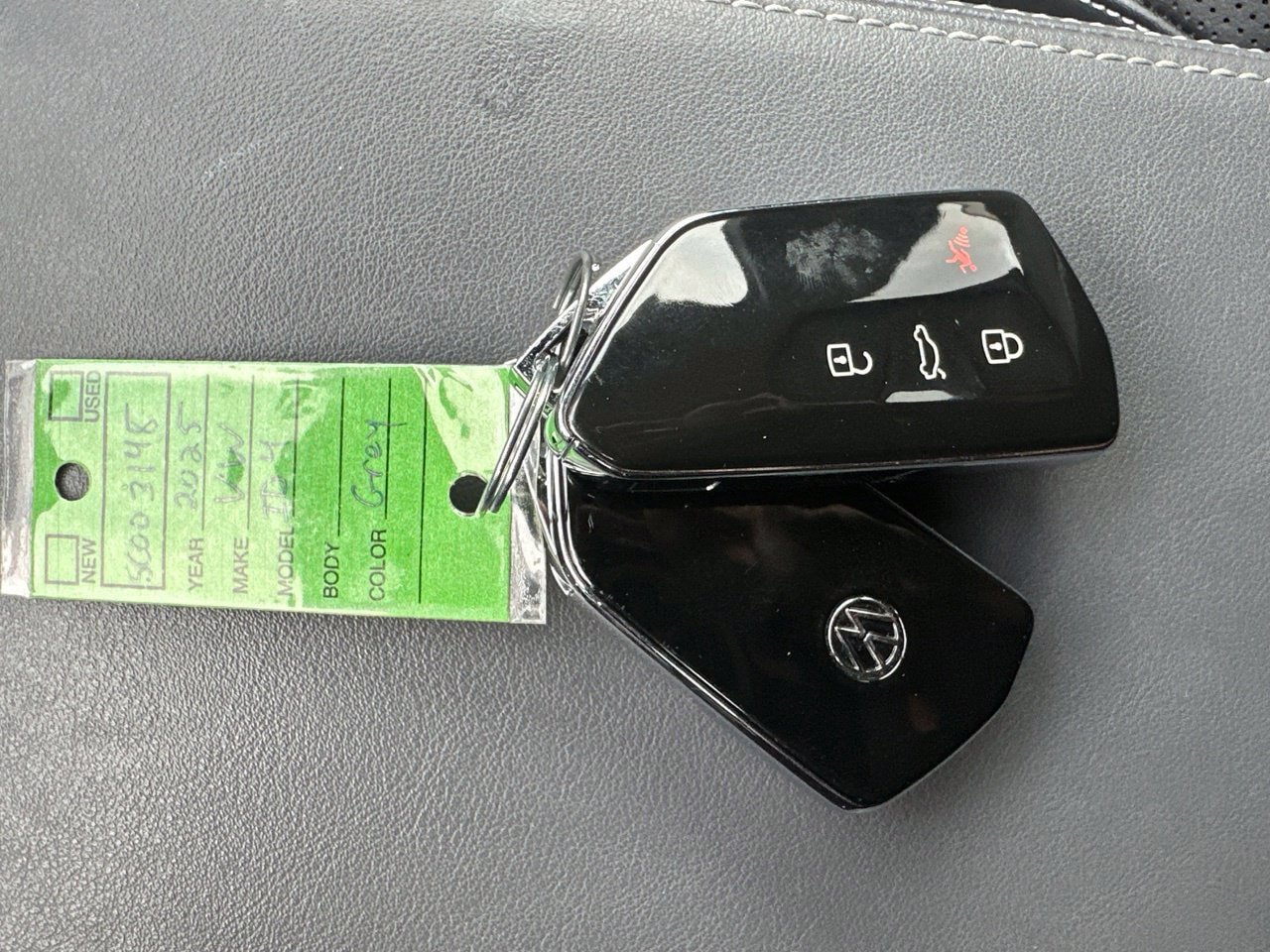 Used 2025 Volkswagen ID.4 Pro S RWD image 28