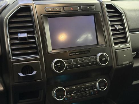 Used 2019 Ford Expedition Max Limited AWD/4WD image 22