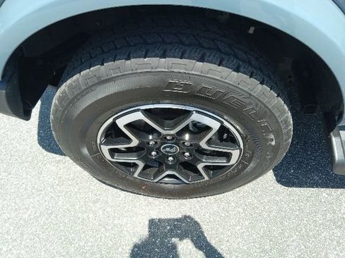 Certified 2025 Ford Bronco Outer Banks AWD/4WD image 10
