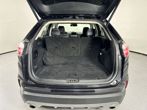 Used 2024 Ford Edge Titanium image 33
