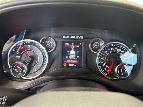 Used 2024 RAM 1500 Big Horn AWD/4WD image 15