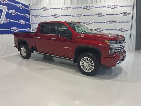Used 2023 Chevrolet Silverado 2500 High Country w/ Z71 Off-Road Package AWD/4WD image 13