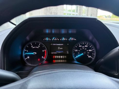 Used 2019 Ford F250 XLT w/ FX4 Off-Road Package AWD/4WD image 48