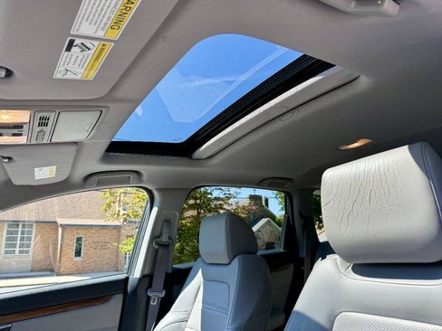 Used 2017 Honda CR-V EX-L image 10