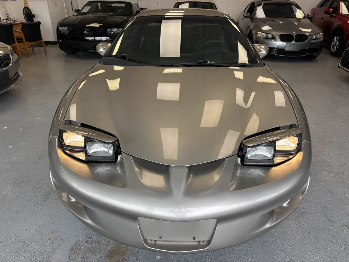 Used 2000 Pontiac Firebird Coupe RWD image 9