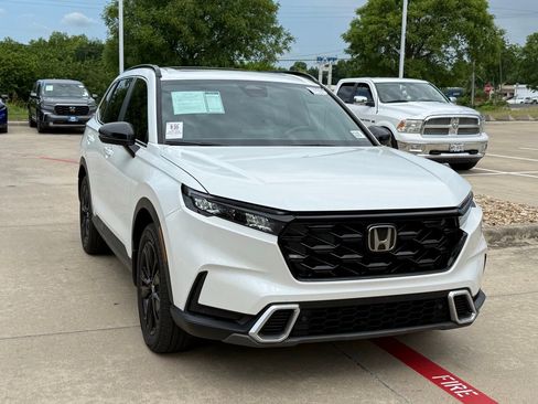 Used 2024 Honda CR-V Sport Touring image 8