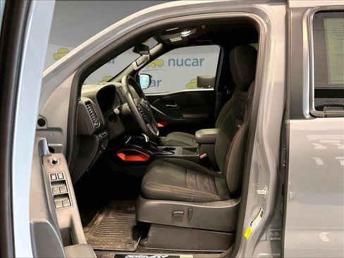 Used 2023 Nissan Frontier PRO-4X w/ Pro Convenience Package image 12