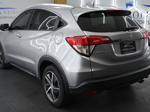 Used 2022 Honda HR-V EX-L image 2