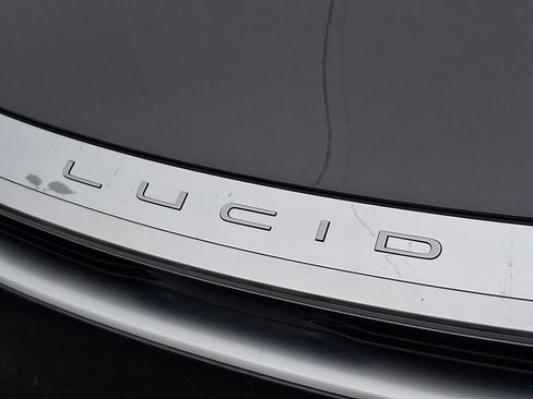 Used 2024 Lucid Air Touring image 32