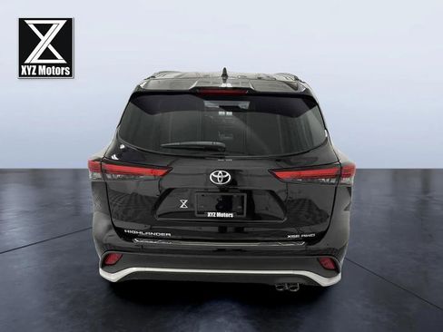 Used 2022 Toyota Highlander XSE image 5