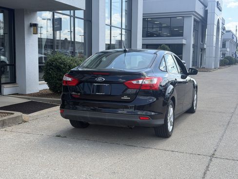 Used 2014 Ford Focus SE FWD image 5