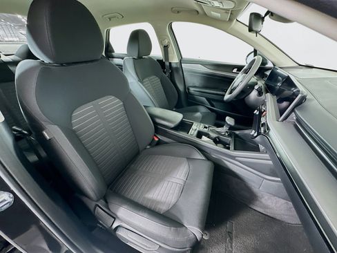 Used 2025 Kia K5 LXS image 28