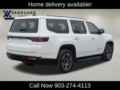 Used 2024 Jeep Wagoneer Series II w/ Flexible Seating Group image 11